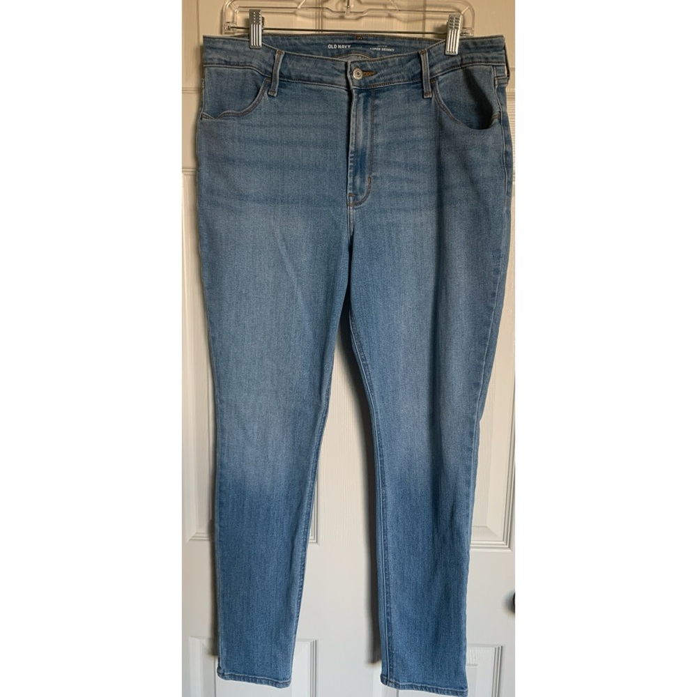 Old Navy Super Skinny Women’s Size 14 Jeans
